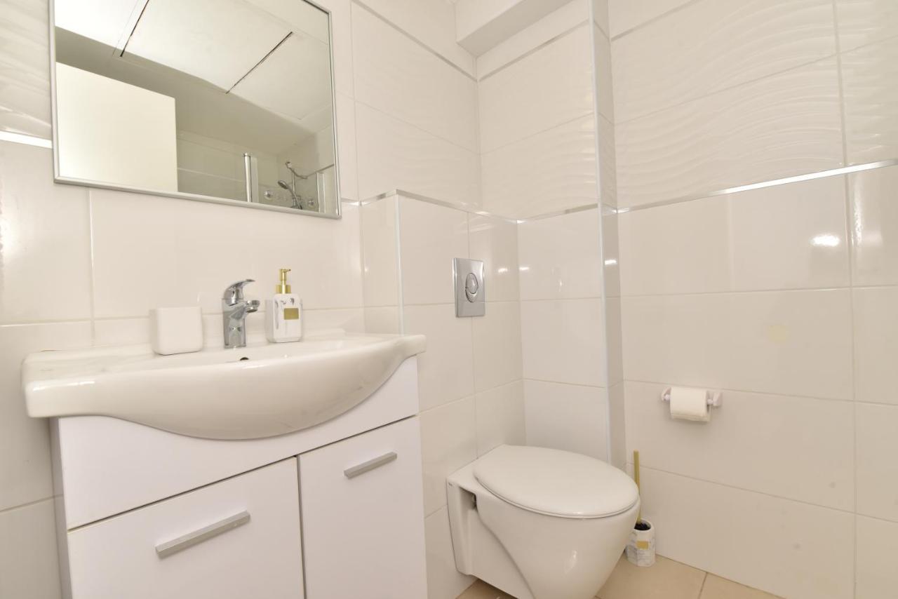Ferienwohnung דירת גן דלוקס Eilat Exterior foto
